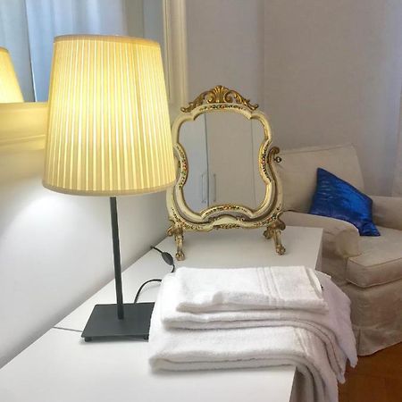 A Casa Di Sandro. Spazioso Appartamento Citycenter パドヴァ エクステリア 写真